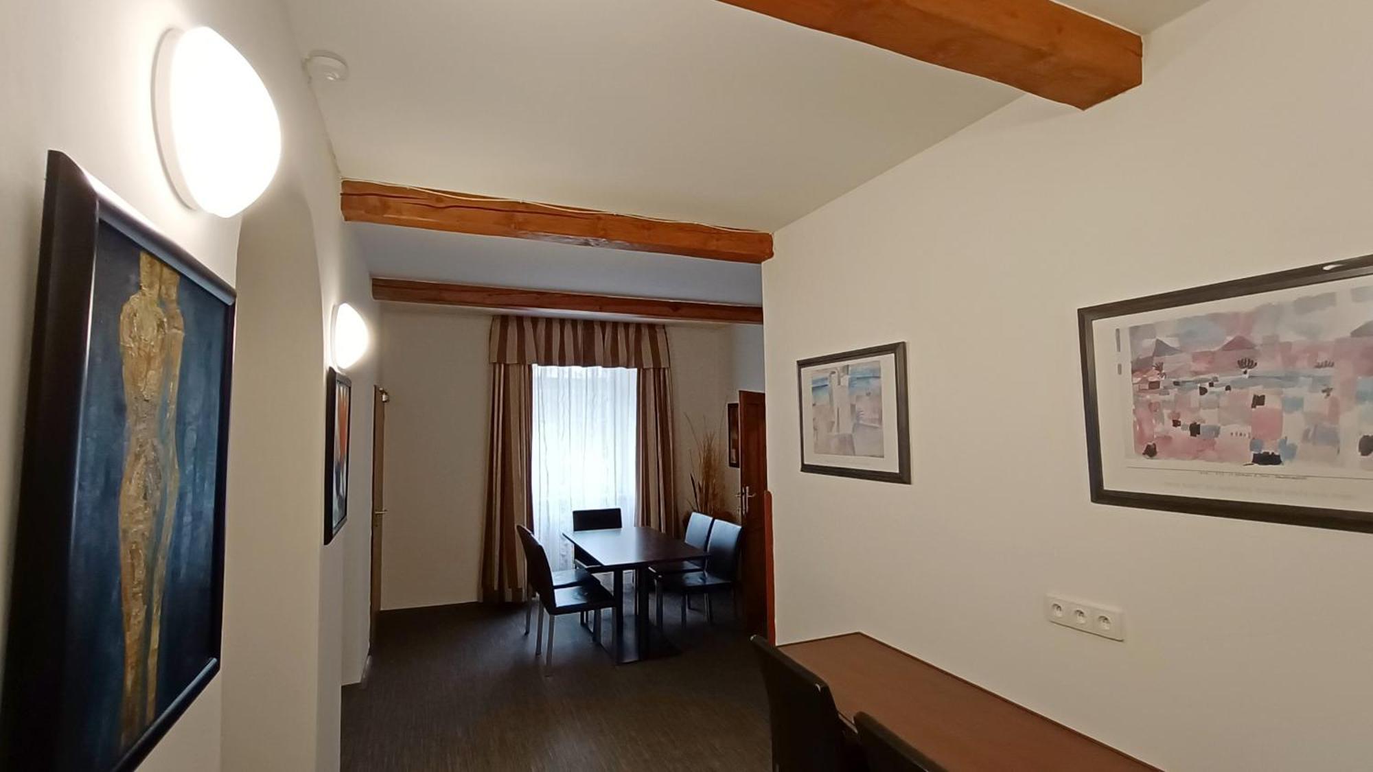 Apartments Gato Karlovy Vary Dalovice Extérieur photo