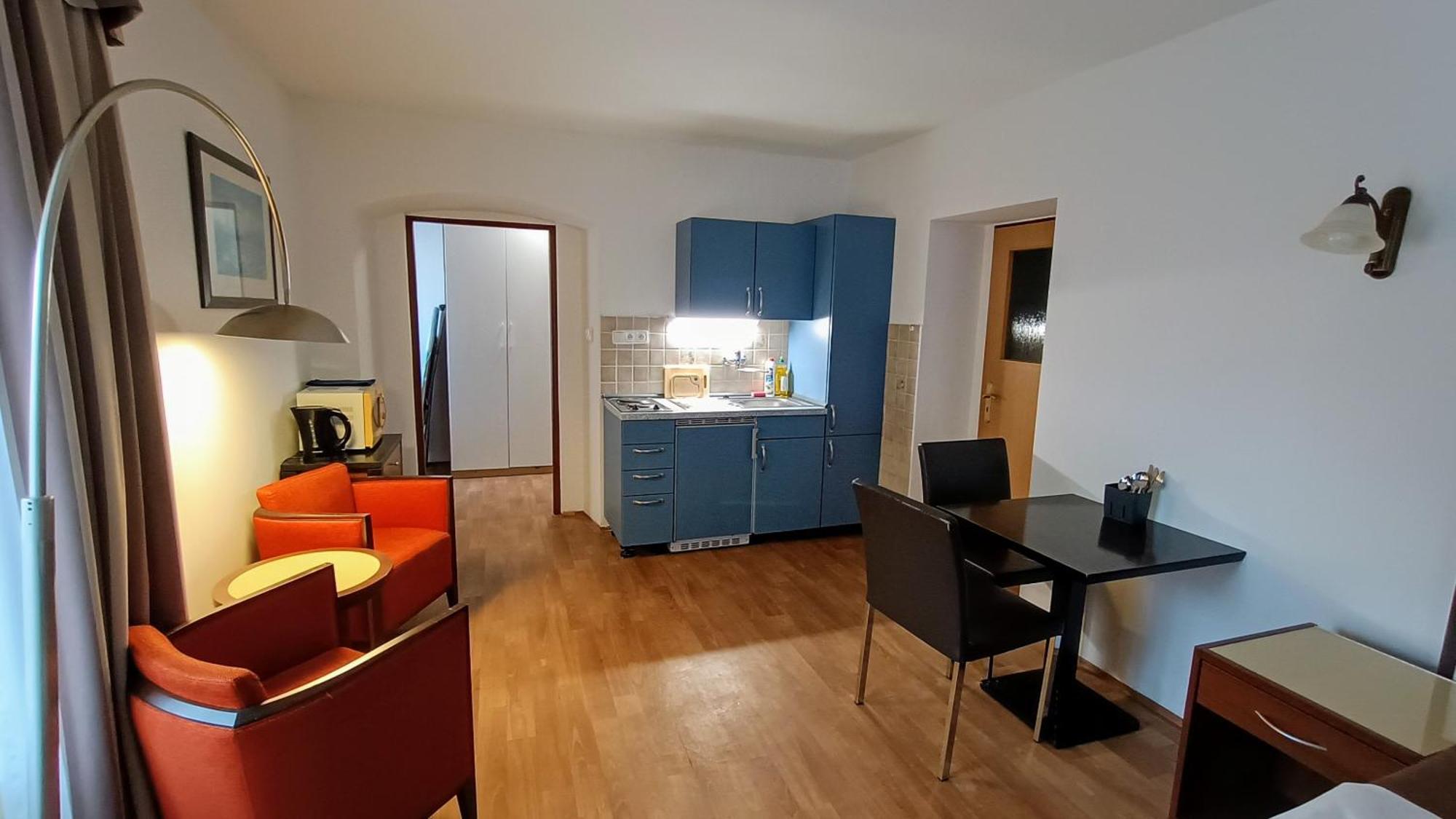 Apartments Gato Karlovy Vary Dalovice Extérieur photo